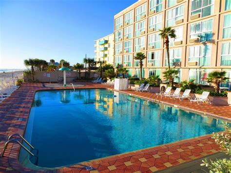 daytona beach resorts by boardwalk.